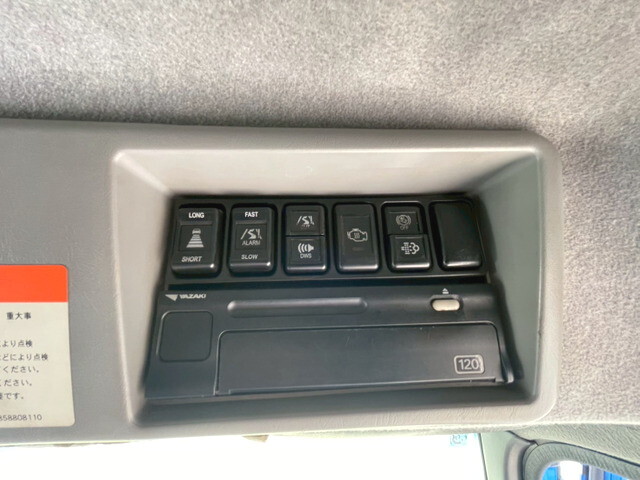 いすゞギガクレーン4段大型（10t）[写真27]