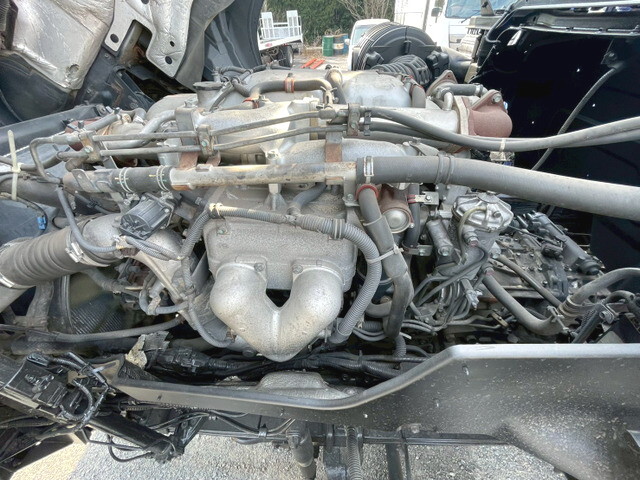 いすゞギガクレーン4段大型（10t）[写真31]