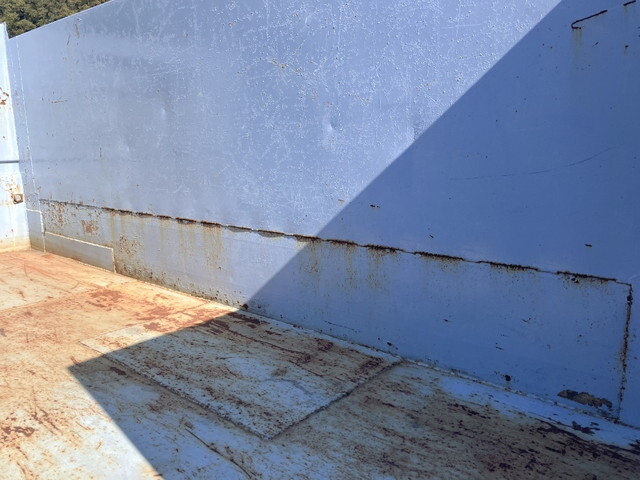 いすゞエルフ深ダンプ（土砂禁ダンプ）小型（2t・3t）[写真12]