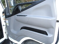 三菱ふそうキャンターダブルキャブ（Wキャブ）小型（2t・3t）[写真16]