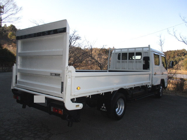 三菱ふそうキャンターダブルキャブ（Wキャブ）小型（2t・3t）[写真27]