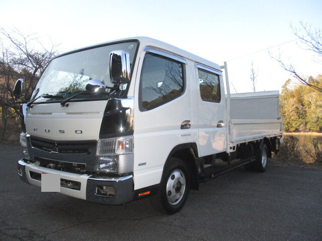 三菱ふそうキャンターダブルキャブ（Wキャブ）小型（2t・3t）[写真03]