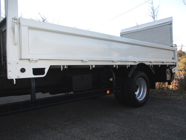 三菱ふそうキャンターダブルキャブ（Wキャブ）小型（2t・3t）[写真08]