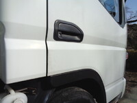 三菱ふそうキャンターセーフティローダー小型（2t・3t）[写真15]