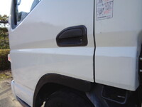 三菱ふそうキャンターセーフティローダー小型（2t・3t）[写真16]