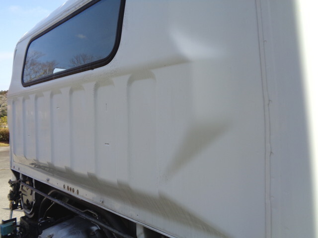 三菱ふそうキャンターセーフティローダー小型（2t・3t）[写真20]