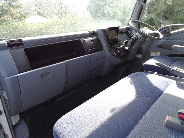 三菱ふそうキャンターセーフティローダー小型（2t・3t）[写真31]