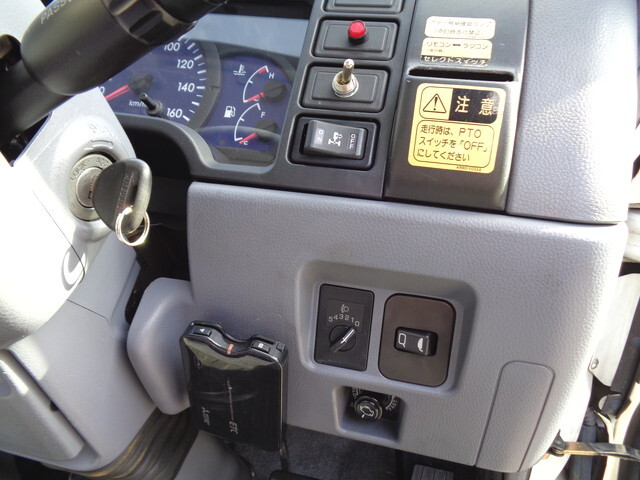 三菱ふそうキャンターセーフティローダー小型（2t・3t）[写真37]