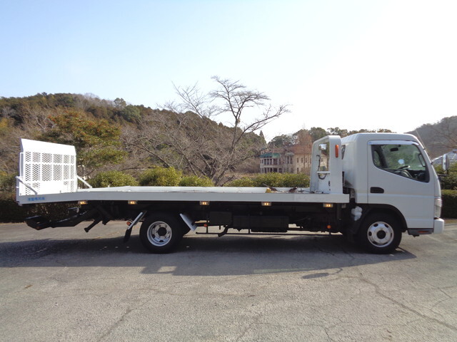 三菱ふそうキャンターセーフティローダー小型（2t・3t）[写真05]