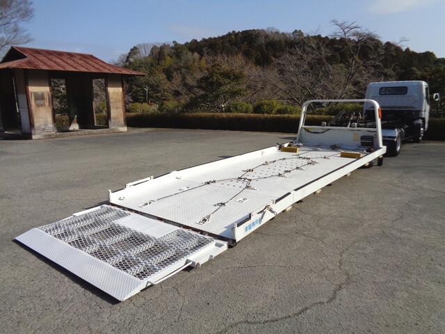 三菱ふそうキャンターセーフティローダー小型（2t・3t）[写真09]