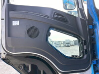 いすゞギガアルミウイング大型（10t）[写真12]