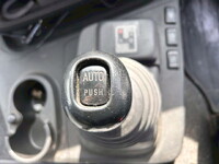 いすゞギガアルミウイング大型（10t）[写真26]