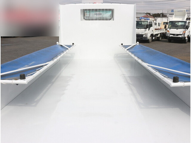 三菱ふそうキャンターダンプ小型（2t・3t）[写真12]