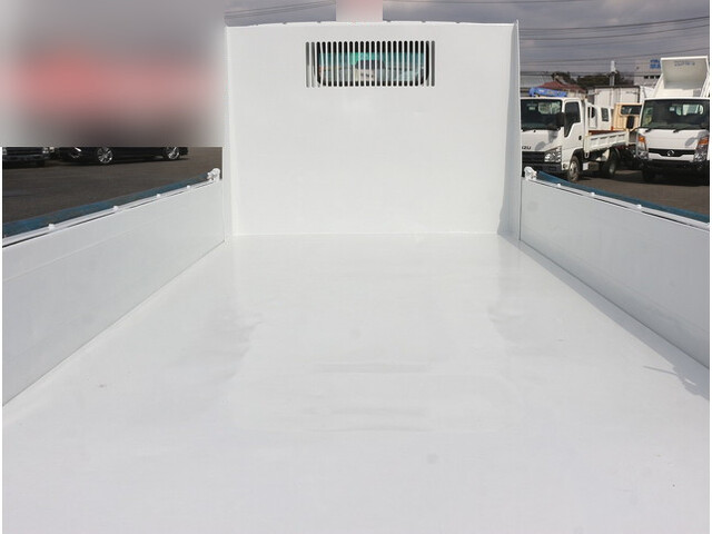 三菱ふそうキャンターダンプ小型（2t・3t）[写真13]