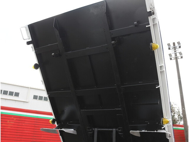 三菱ふそうキャンターダンプ小型（2t・3t）[写真15]