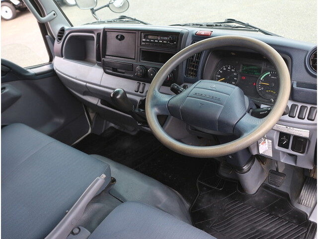 三菱ふそうキャンターダンプ小型（2t・3t）[写真16]