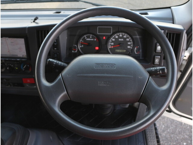 マツダタイタンダブルキャブ（Wキャブ）小型（2t・3t）[写真15]