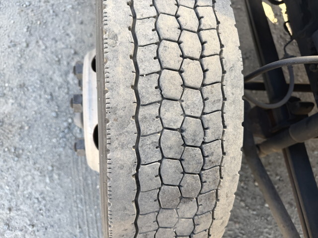 いすゞフォワードアルミウイング中型（4t）[写真17]