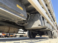 いすゞフォワードアルミウイング中型（4t）[写真20]