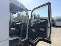 いすゞフォワードアルミウイング中型（4t）[写真29]