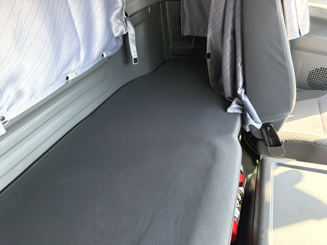 いすゞフォワードアルミウイング中型（4t）[写真34]