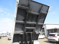 三菱ふそうキャンターダンプ小型（2t・3t）[写真12]