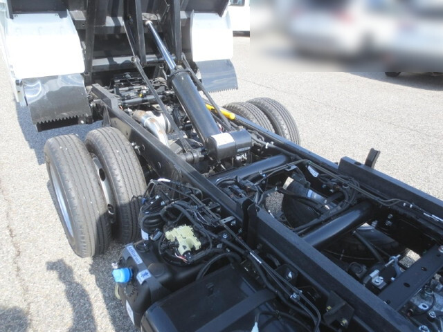 三菱ふそうキャンターダンプ小型（2t・3t）[写真12]