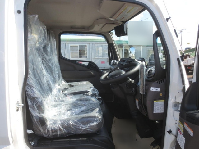 三菱ふそうキャンターダンプ小型（2t・3t）[写真13]