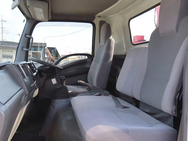 いすゞエルフクレーン4段小型（2t・3t）[写真18]