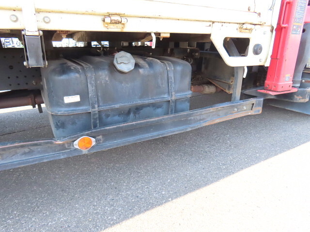 いすゞエルフクレーン4段小型（2t・3t）[写真32]