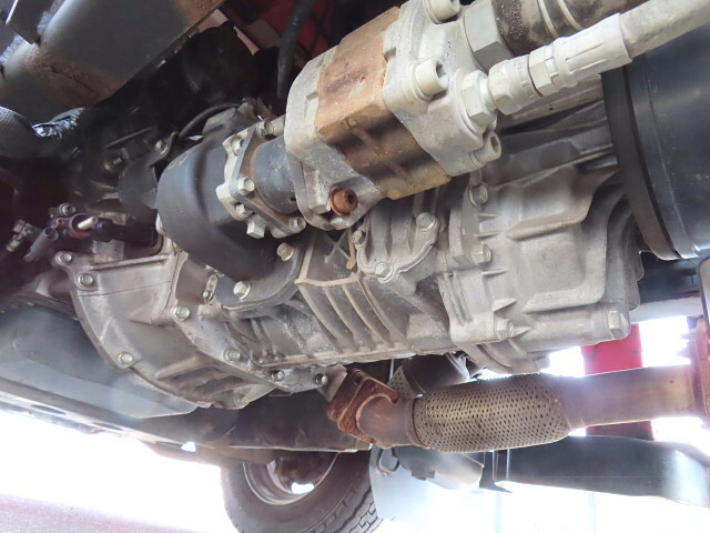 いすゞエルフクレーン4段小型（2t・3t）[写真08]