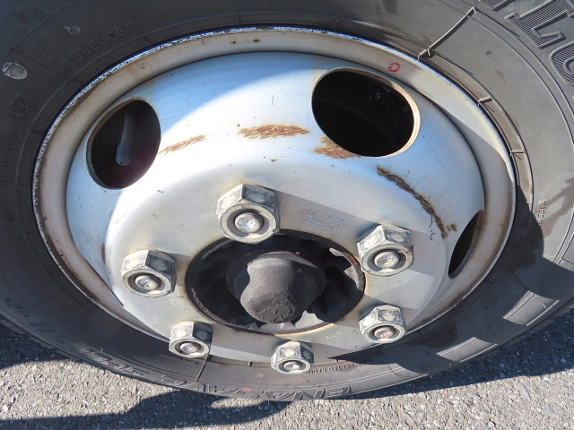 いすゞエルフアルミバン小型（2t・3t）[写真24]