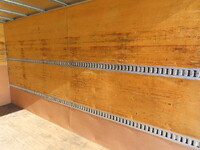 いすゞエルフアルミバン小型（2t・3t）[写真36]