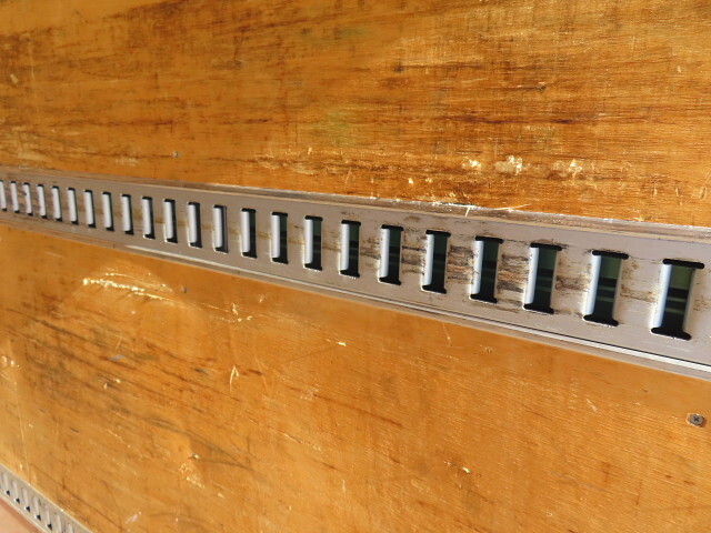 いすゞエルフアルミバン小型（2t・3t）[写真36]