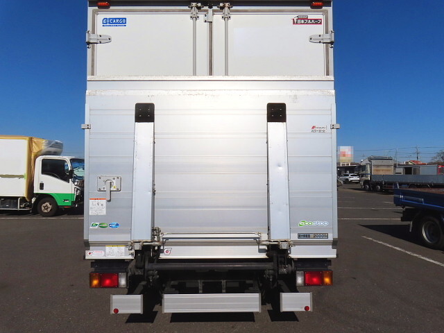 いすゞエルフアルミバン小型（2t・3t）[写真05]