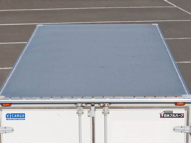 いすゞエルフアルミバン小型（2t・3t）[写真07]