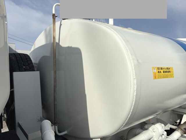 いすゞエルフ散水車小型（2t・3t）[写真11]