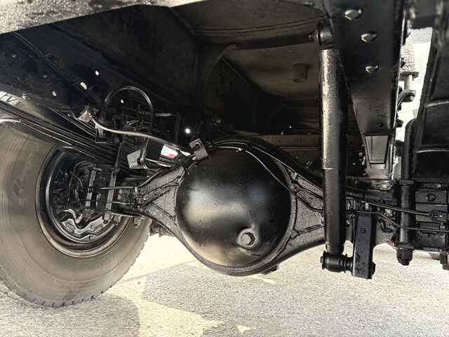 いすゞエルフ散水車小型（2t・3t）[写真17]