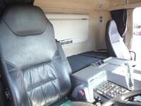 三菱ふそうプロフィアクレーン5段大型（10t）[写真17]