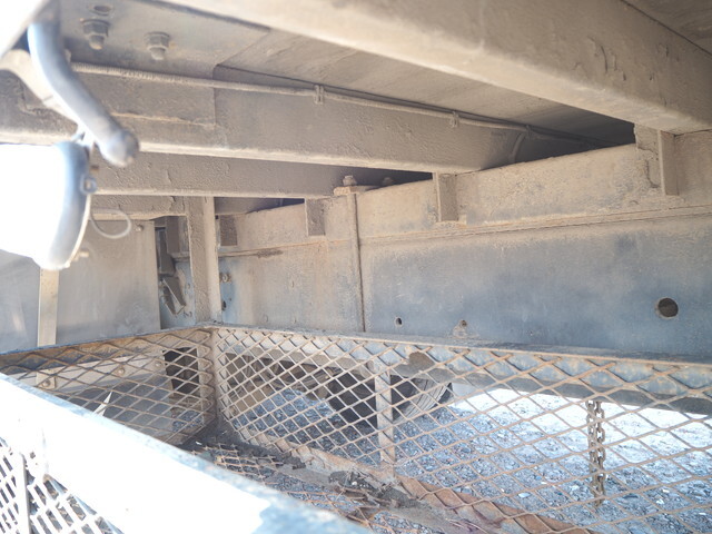 三菱ふそうプロフィアクレーン5段大型（10t）[写真23]