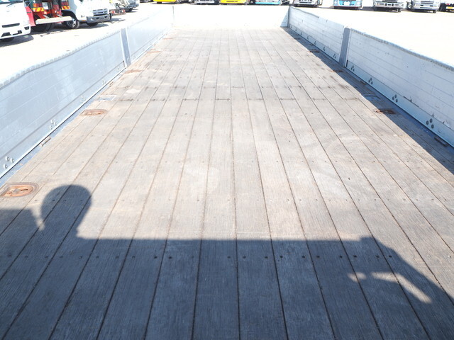 三菱ふそうプロフィアクレーン5段大型（10t）[写真30]