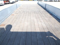 三菱ふそうプロフィアクレーン5段大型（10t）[写真31]