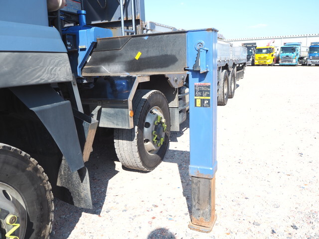 三菱ふそうプロフィアクレーン5段大型（10t）[写真36]