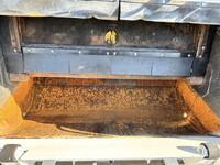 日野レンジャーパッカー車（塵芥車）中型（4t）[写真12]