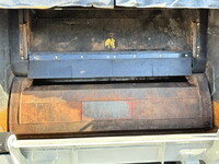 日野レンジャーパッカー車（塵芥車）中型（4t）[写真13]