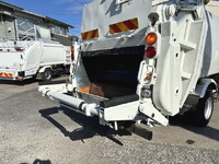 日野レンジャーパッカー車（塵芥車）中型（4t）[写真15]