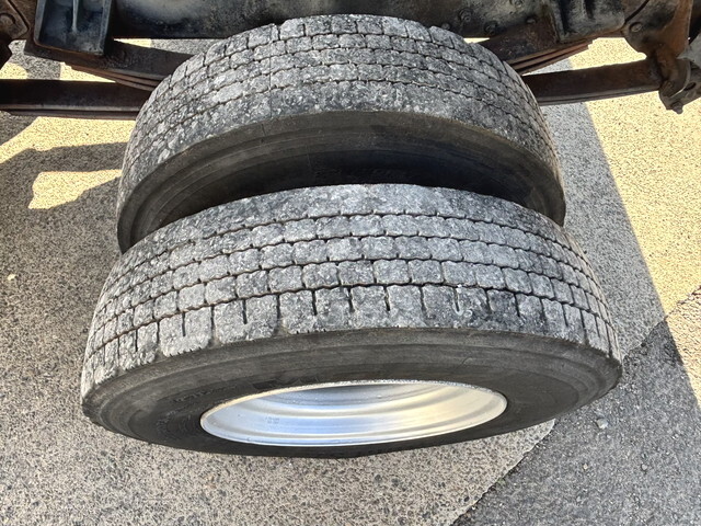 日野レンジャーパッカー車（塵芥車）中型（4t）[写真23]