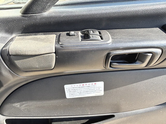 日野レンジャーパッカー車（塵芥車）中型（4t）[写真32]