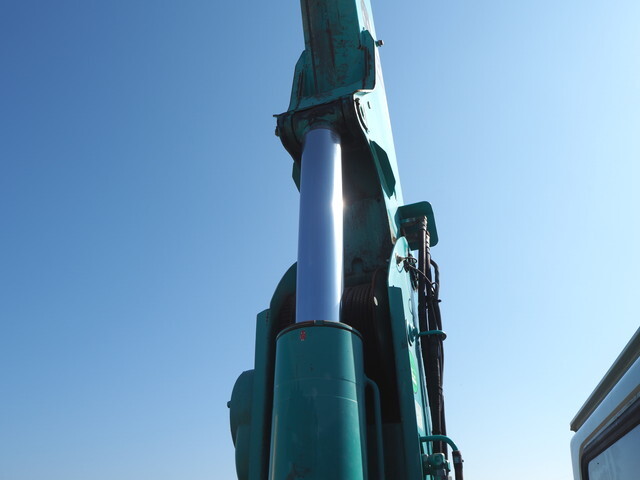 UDトラックスコンドルセーフティクレーン5段増トン（6t・8t）[写真15]