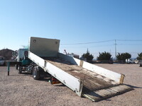 UDトラックスコンドルセーフティクレーン5段増トン（6t・8t）[写真02]